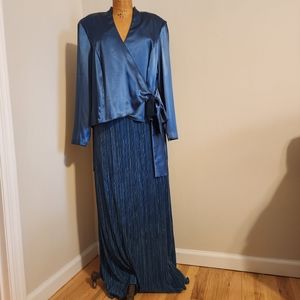 Ladies Blue Green Formal Set Size 20W